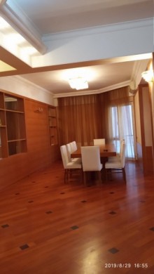 Satılır Yeni Tikili, Nəsimi.r, 28 May.m-20