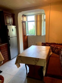 Satılır Köhnə Tikili, Sabunçu.r, Bakıxanov-9