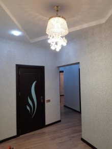 Satılır Yeni Tikili, Binəqədi.r, 9-cu mikrorayon, Memar Əcəmi.m-3