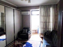Satılır Köhnə Tikili, Səbail.r, İçərişəhər.m-6
