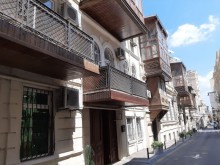 Satılır Köhnə Tikili, Yasamal.r, Yasamal, İçərişəhər.m-1