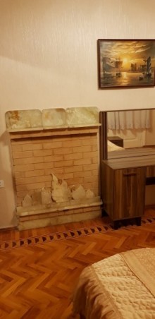 Satılır Köhnə Tikili, Yasamal.r, Yasamal, İçərişəhər.m-4