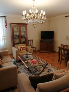 Kirayə (Aylıq) Yeni Tikili, Yasamal.r, Elmlər Akademiyası.m-2