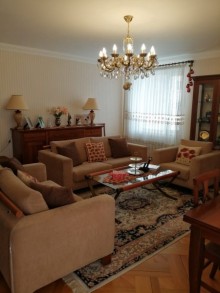 Kirayə (Aylıq) Yeni Tikili, Yasamal.r, Elmlər Akademiyası.m-6