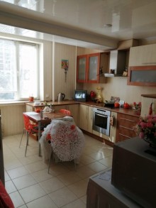 Kirayə (Aylıq) Yeni Tikili, Yasamal.r, Elmlər Akademiyası.m-10