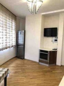 Satılır Yeni Tikili, Yasamal.r, İnşaatçılar.m-17