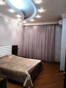 Satılır Yeni Tikili, Yasamal.r, Yasamal, Elmlər Akademiyası.m-12