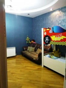 Satılır Yeni Tikili, Nərimanov.r, Gənclik.m-12