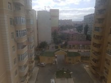 Satılır Yeni Tikili, Sumqayıt.ş-9