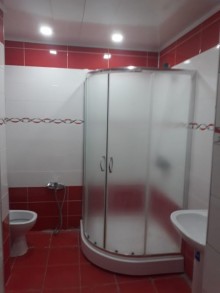 Satılır Yeni Tikili, Binəqədi.r, 9-cu mikrorayon, Nəsimi.m-2