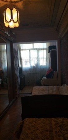 Satılır Köhnə Tikili, Nəsimi.r, 28 May.m-7