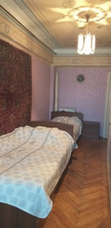 Satılır Köhnə Tikili, Nəsimi.r, 28 May.m-13
