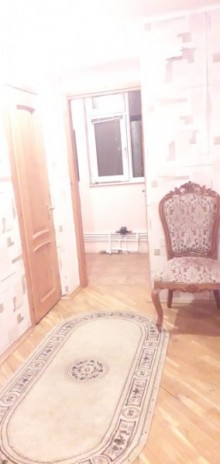 Satılır Köhnə Tikili, Yasamal.r, İnşaatçılar.m-9