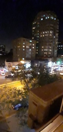 Satılır Köhnə Tikili, Yasamal.r, İnşaatçılar.m-15