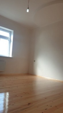 Satılır Həyət evi, Sumqayıt.ş-8