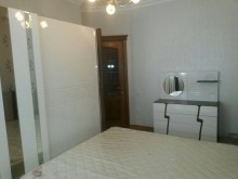Satılır Yeni Tikili, Nərimanov.r-12