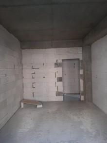 Satılır Yeni Tikili, Binəqədi.r, 9-cu mikrorayon, Azadlıq.m-2