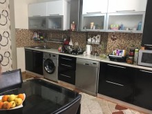 Satılır Yeni Tikili, Yasamal.r, Yeni Yasamal, İnşaatçılar.m-7