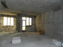 Satılır Yeni Tikili, Binəqədi.r, 7-ci mikrorayon-5