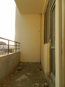 Satılır Yeni Tikili, Binəqədi.r, 7-ci mikrorayon-8