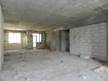 Satılır Yeni Tikili, Binəqədi.r, 7-ci mikrorayon-8