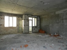 Satılır Yeni Tikili, Binəqədi.r, 7-ci mikrorayon-9