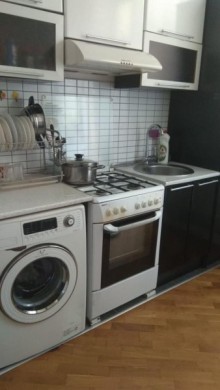 Satılır Yeni Tikili, Yasamal.r, Yeni Yasamal, İnşaatçılar.m-4