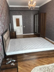 Satılır Yeni Tikili, Yasamal.r, Yasamal, İnşaatçılar.m-11