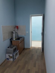 Satılır Obyekt, Yasamal.r, İnşaatçılar.m-10