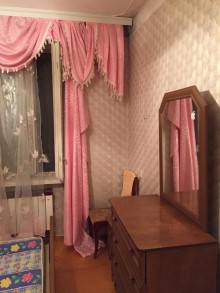 Satılır Köhnə Tikili, Xətai.r, H.Aslanov, Həzi Aslanov.m-3