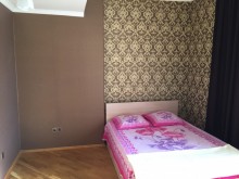 Satılır Köhnə Tikili, Nəsimi.r, 28 May.m-4