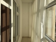 Satılır Köhnə Tikili, Nəsimi.r, 28 May.m-9