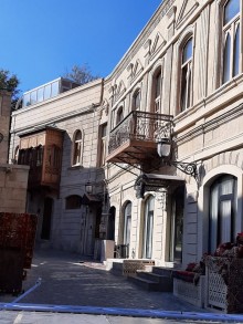 Satılır Köhnə Tikili, Səbail.r, İçərişəhər.m-1