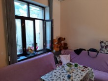 Satılır Köhnə Tikili, Səbail.r, İçərişəhər.m-5