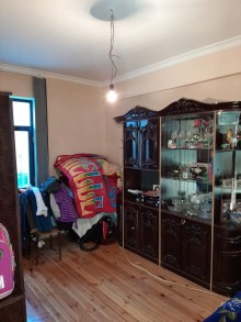 Satılır Köhnə Tikili, Səbail.r, İçərişəhər.m-9