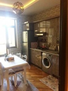Satılır Yeni Tikili, Yasamal.r, 20 Yanvar.m-5