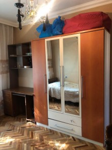 Satılır Köhnə Tikili, Nəsimi.r, 4-cü mikrorayon, Nəsimi.m-7