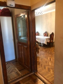 Satılır Köhnə Tikili, Nəsimi.r, 4-cü mikrorayon, Nəsimi.m-9