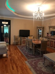 Satılır Həyət evi, Binəqədi.r, 6-cı mikrorayon, Azadlıq.m-19