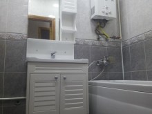 Satılır Köhnə Tikili, Yasamal.r, Yasamal, Elmlər Akademiyası.m-12