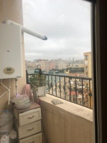 Satılır Yeni Tikili, Binəqədi.r, 8-ci mikrorayon, Azadlıq.m-5