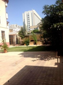 Satılır Villa, Yasamal.r-13