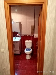 Satılır Yeni Tikili, Nəsimi.r, 4-cü mikrorayon, Memar Əcəmi.m-7