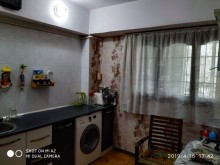 Satılır Köhnə Tikili, Yasamal.r, Yasamal, İnşaatçılar.m-7