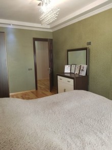 Satılır Həyət evi, Xırdalan.ş-12