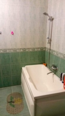 Satılır Həyət evi, Binəqədi.r, 6-cı mikrorayon, Nəsimi.m-16