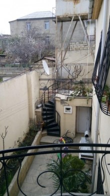 Satılır Həyət evi, Binəqədi.r, 6-cı mikrorayon, Nəsimi.m-18