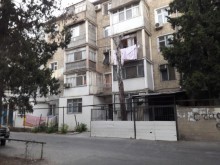 Satılır Köhnə Tikili, Yasamal.r, Yasamal, İnşaatçılar.m-1