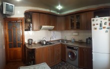 Satılır Köhnə Tikili, Binəqədi.r, 8-ci mikrorayon, Azadlıq.m-7