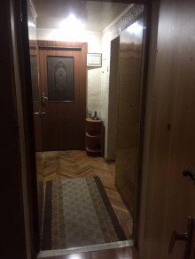 Satılır Köhnə Tikili, Yasamal.r, Yasamal, İnşaatçılar.m-2